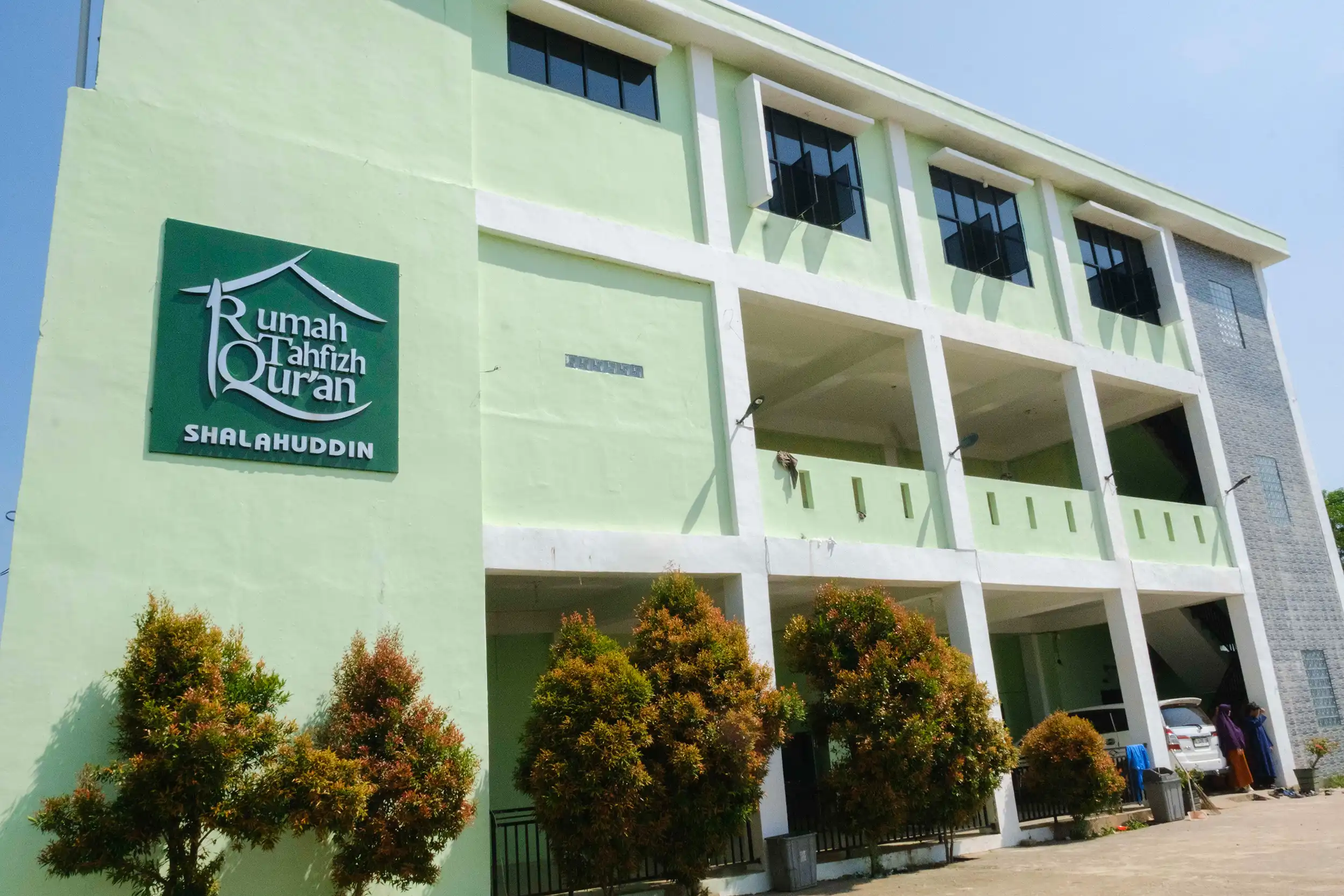 Papan Nama Pesantren 1