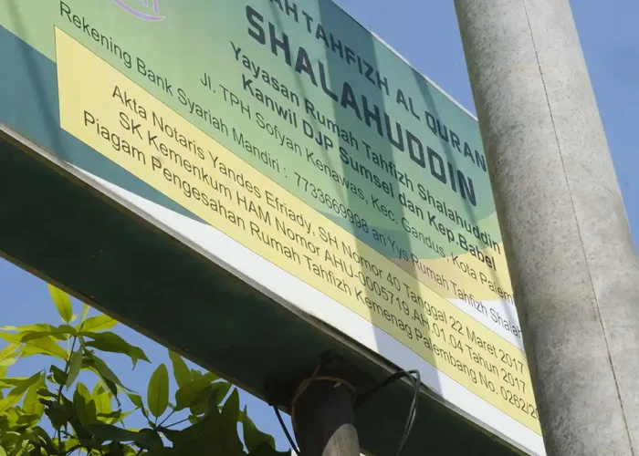 pesantren shalahuddin 29